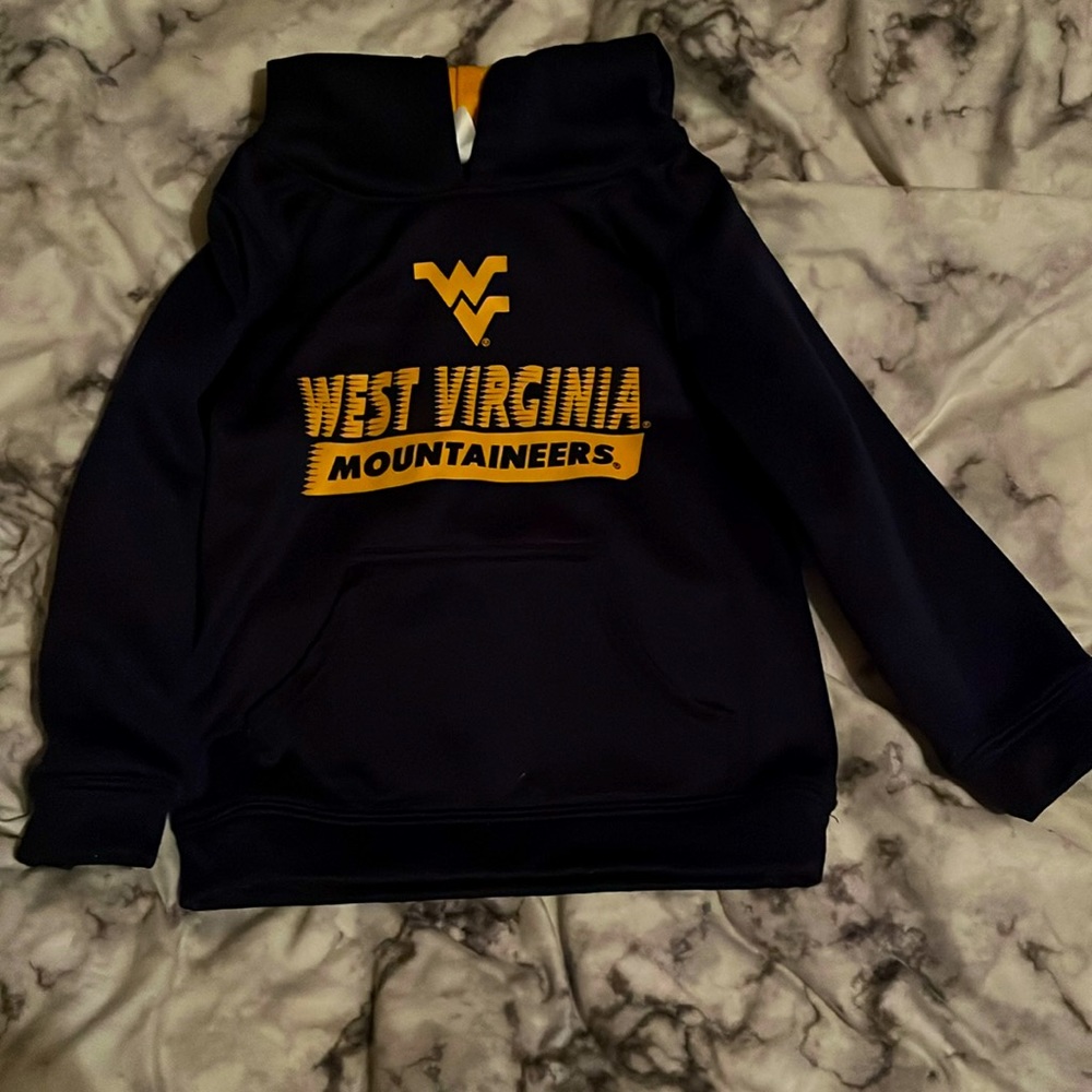 Unisex 4T hoodie
